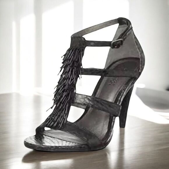 Kenneth Cole Reaction Shoes - Kenneth Cole Reaction NEW Dangle Know Black Leather Sandals - Women's Size 10M